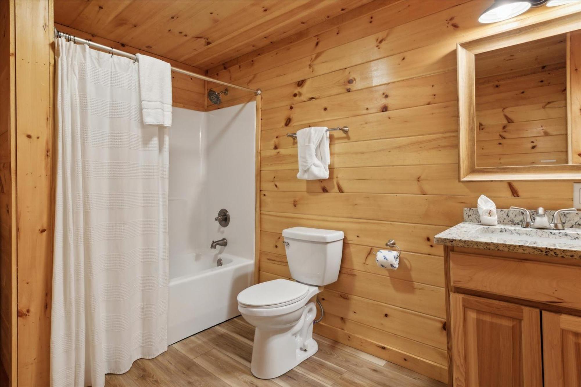 Hot Tub Fire Pit Game Room Theater Easy Access Sleeps 12 - Black Bear Lodge Pigeon Forge Exteriör bild