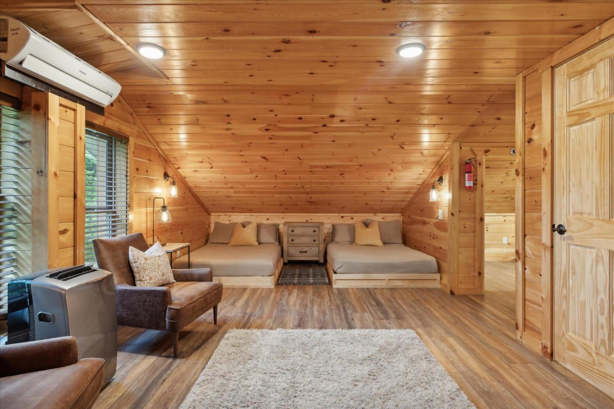 Hot Tub Fire Pit Game Room Theater Easy Access Sleeps 12 - Black Bear Lodge Pigeon Forge Exteriör bild